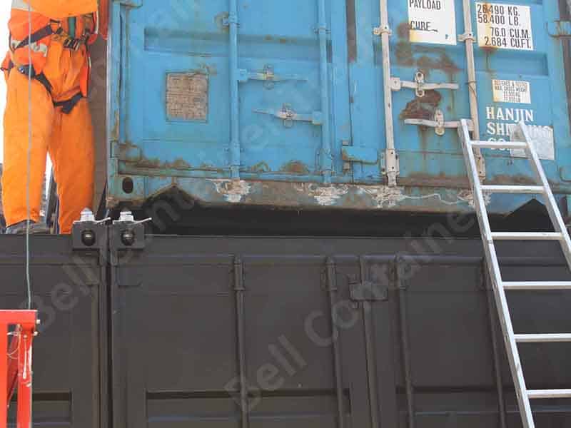 top shipping container corner twist locks